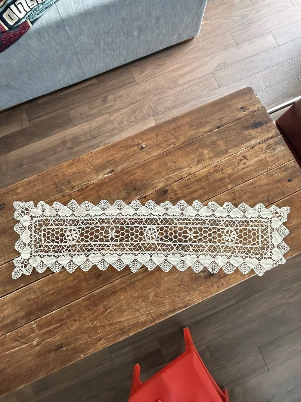 Beautiful Vintage Heart Print Handmade Crochet Doily Table Runner Ivory White